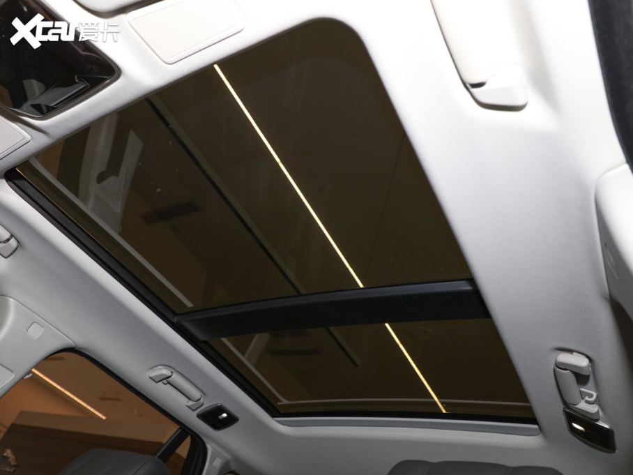 2022 3.0 L6 360PS 