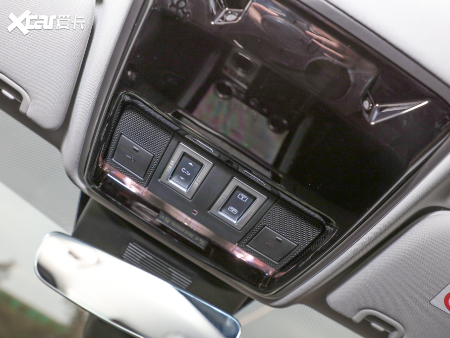 2022 3.0 L6 360PS 