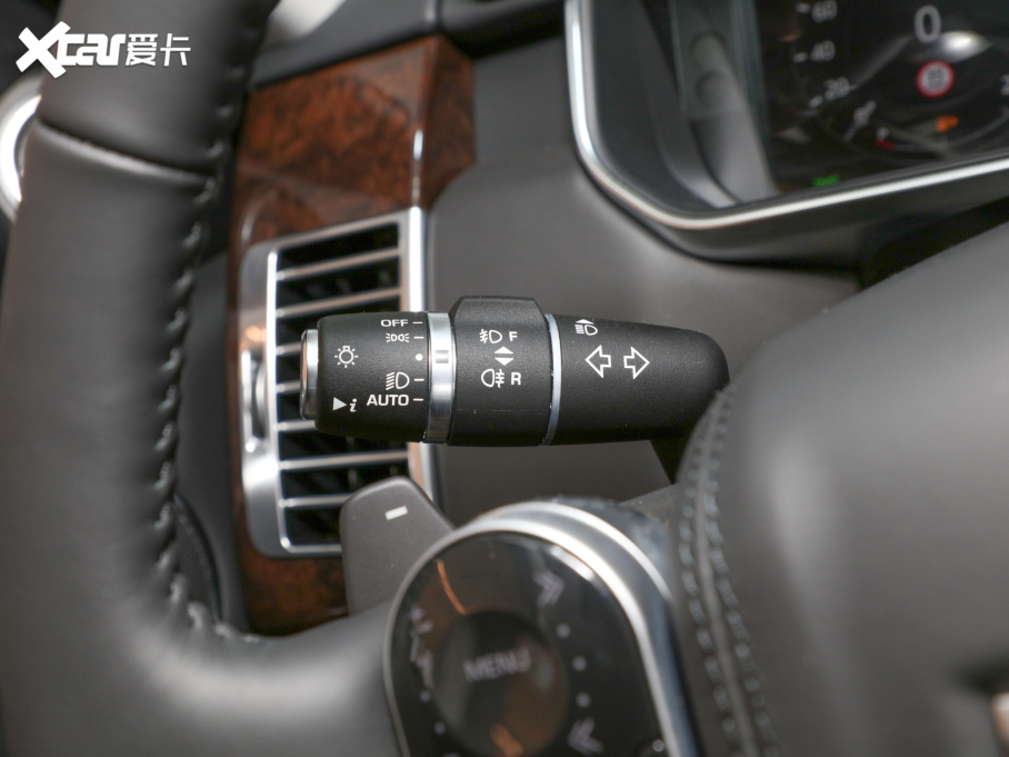 2022 3.0 L6 360PS 