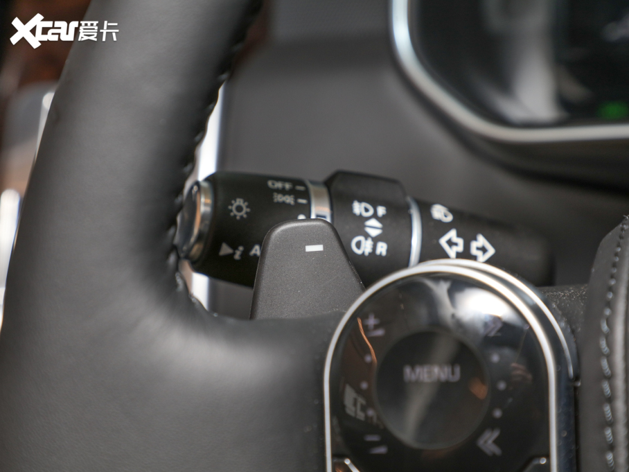 2022 3.0 L6 360PS 