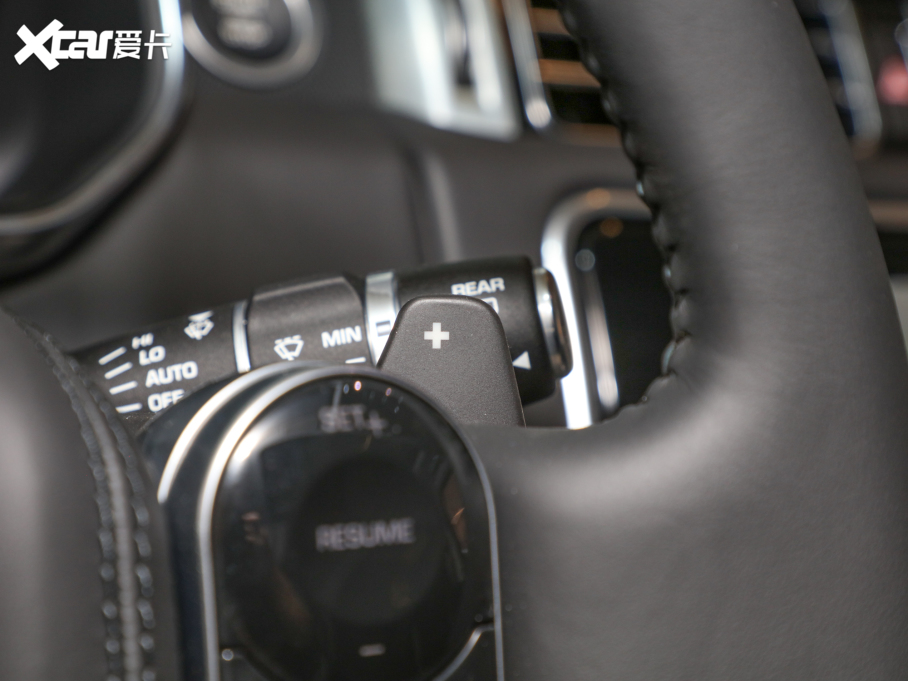 2022 3.0 L6 360PS 