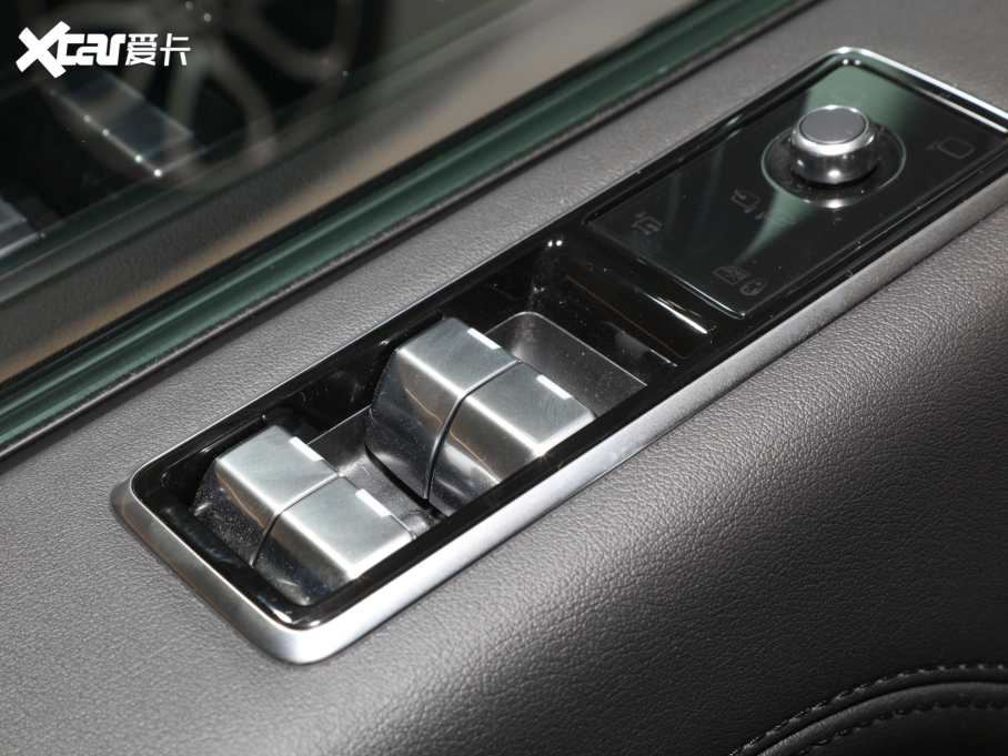 2022 3.0 L6 360PS 