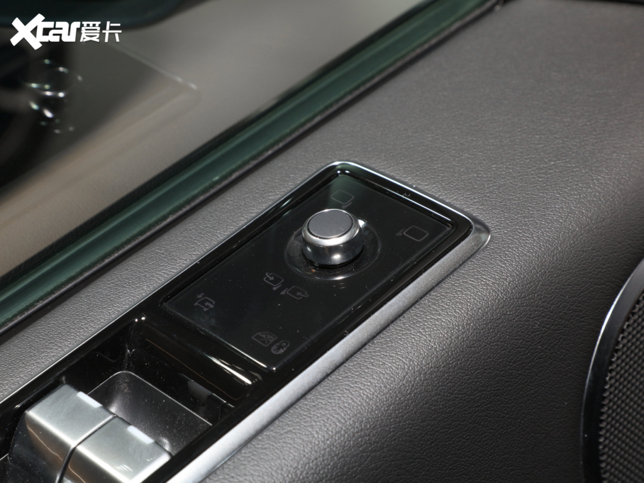 2022 3.0 L6 360PS 