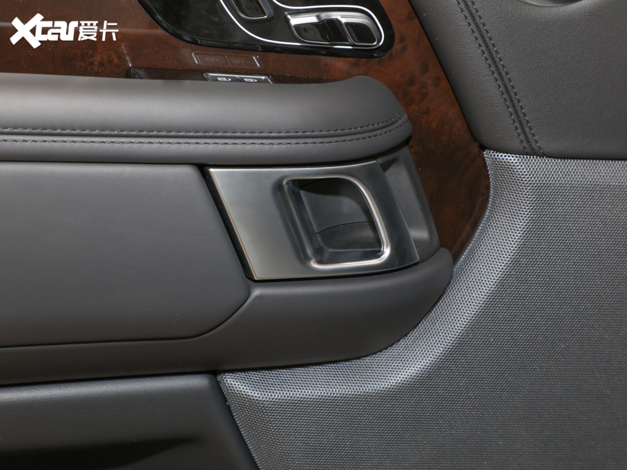 2022 3.0 L6 360PS 