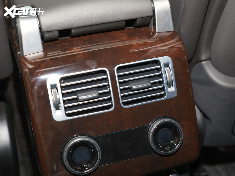 2022 3.0 L6 360PS 