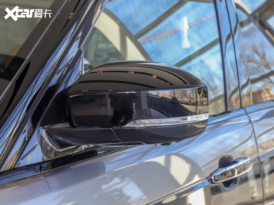 2022 5.0 SC V8 565PS SVAp儓L 