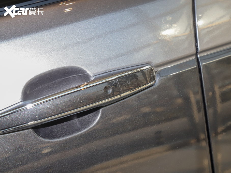 2022 5.0 SC V8 565PS SVAp儓L 