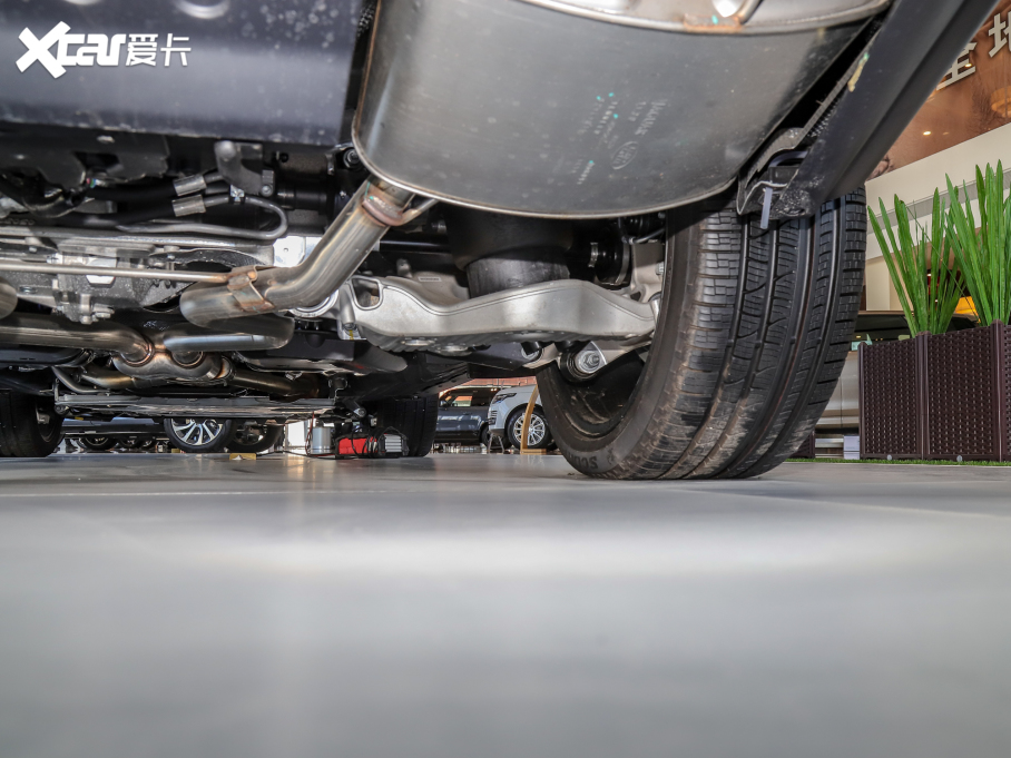 2022 5.0 SC V8 565PS SVAp儓L 