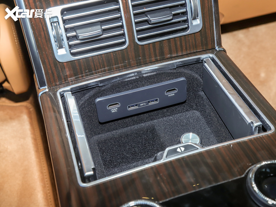 2022 5.0 SC V8 565PS SVAp儓(chung)L 