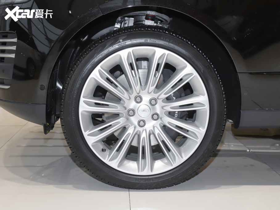 2022��� 3.0 L6 400PS ��焓�����L��