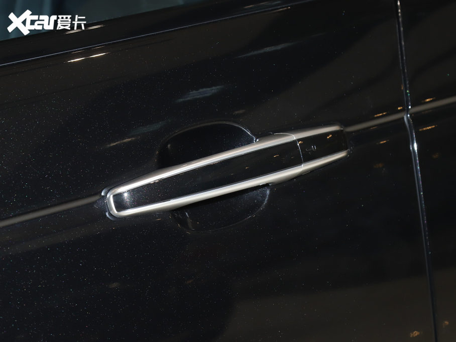 2022 3.0 L6 400PS 焓L