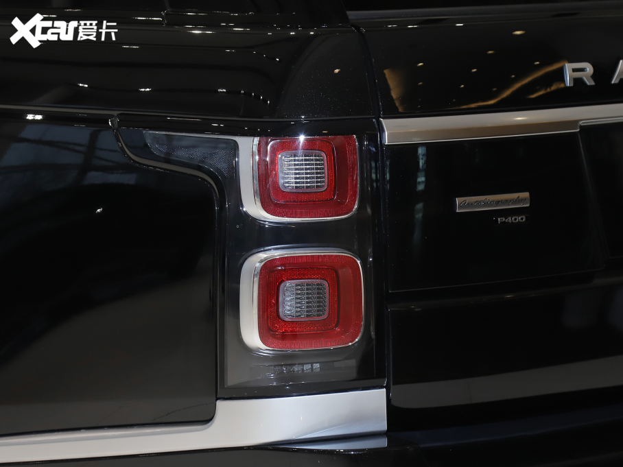 2022 3.0 L6 400PS 焓L