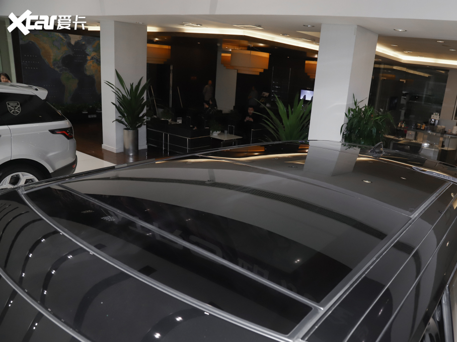 2022��� 3.0 L6 400PS ��焓�����L��