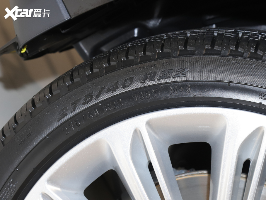 2022��� 3.0 L6 400PS ��焓�����L��