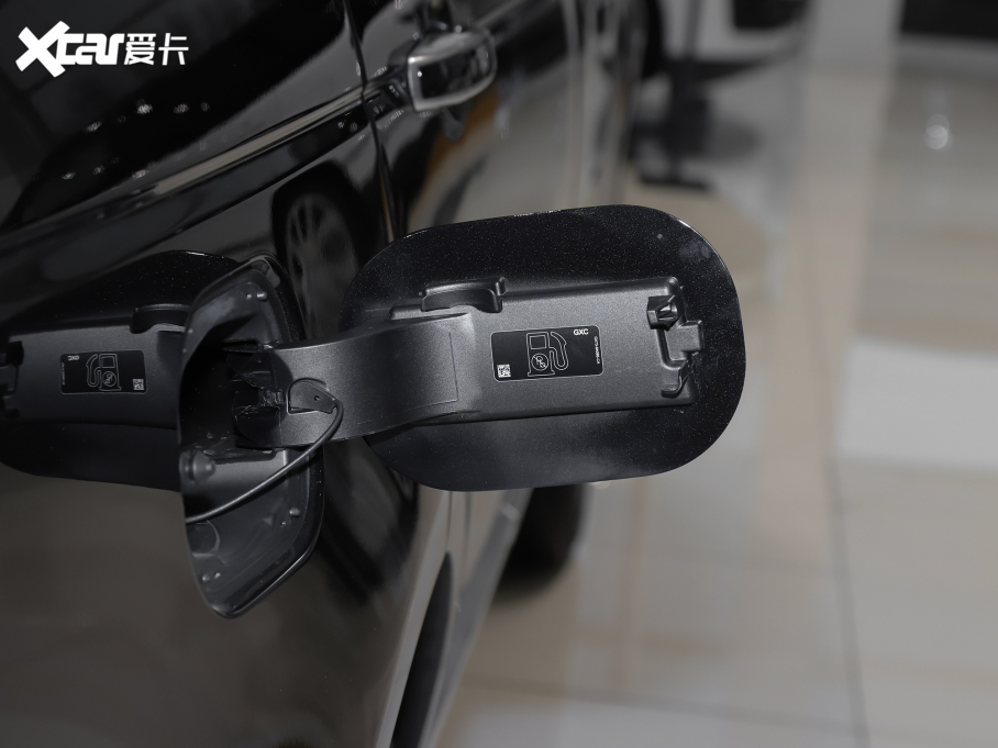 2022 3.0 L6 400PS 焓L