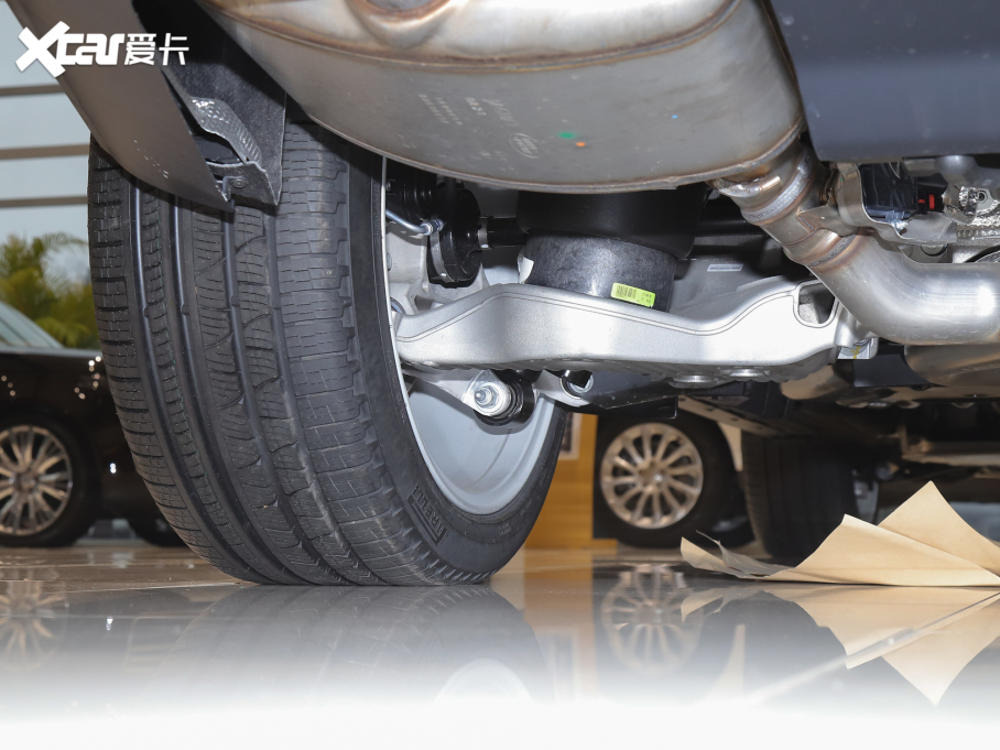 2022 3.0 L6 400PS 焓(chung)L