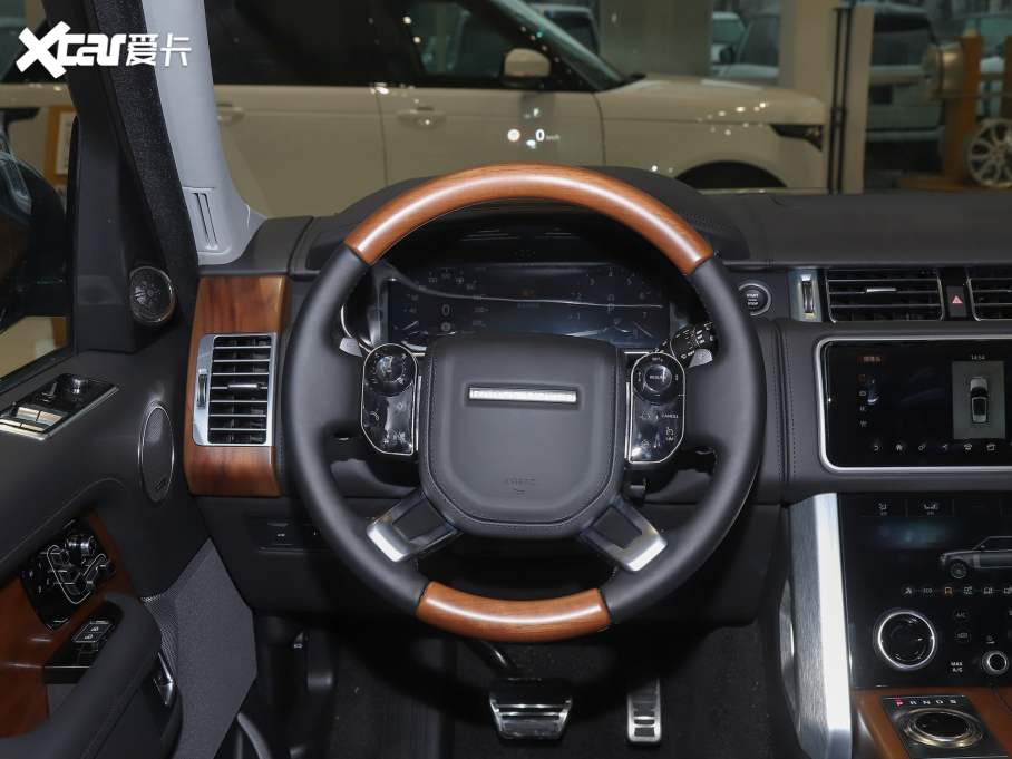 2022 3.0 L6 400PS 焓L