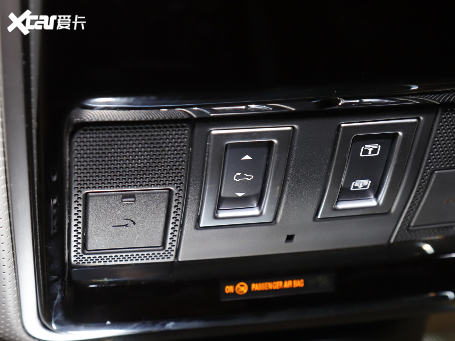 2022 3.0 L6 400PS 焓L