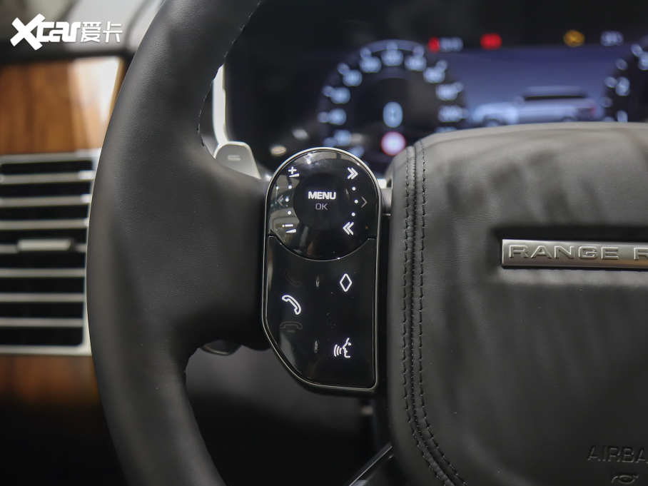 2022 3.0 L6 400PS 焓L