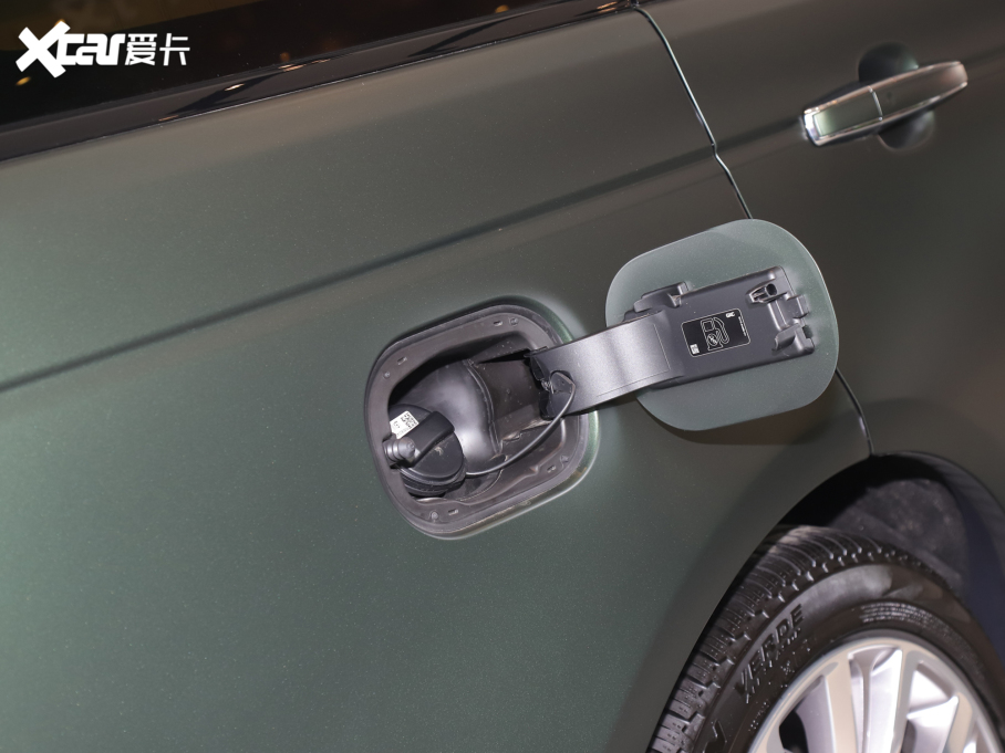 2022 5.0 SC V8 565PS SVApذ