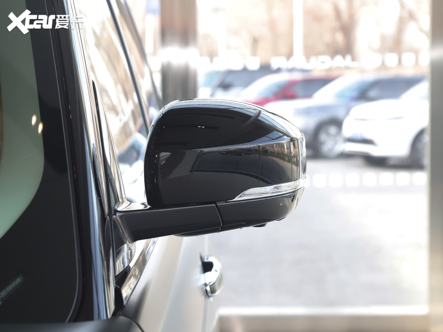 2022 5.0 SC V8 565PS SVApذ