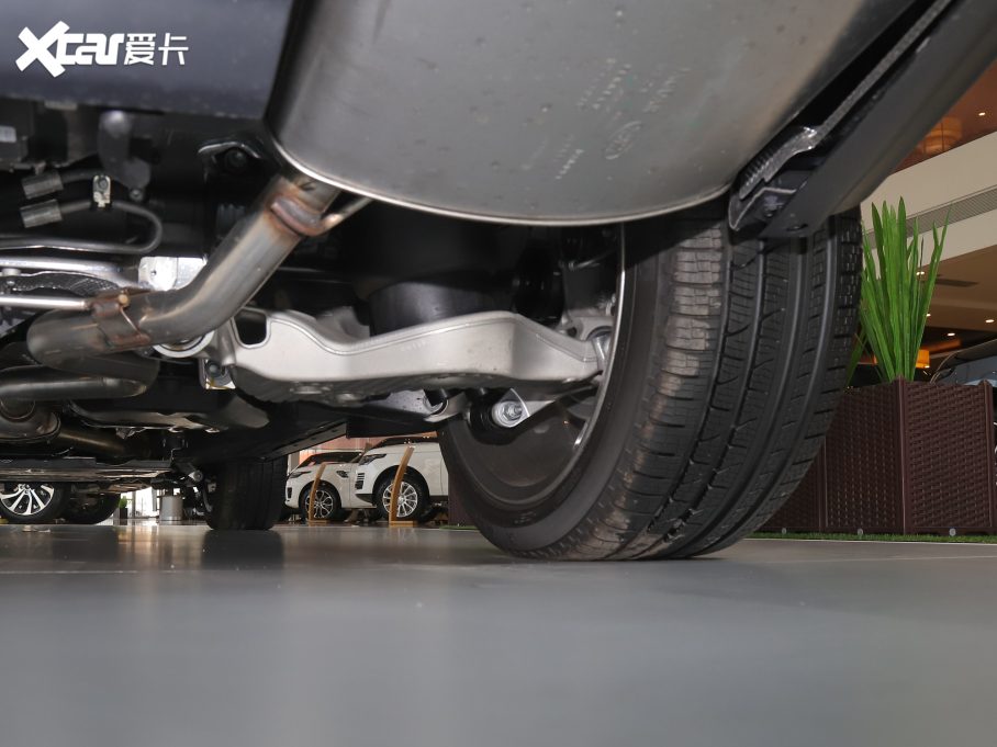 2022 5.0 SC V8 565PS SVApذ