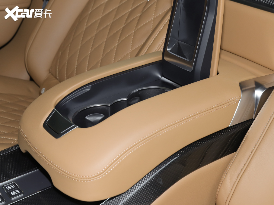 2022��� 5.0 SC V8 565PS SVA�p���ذ�