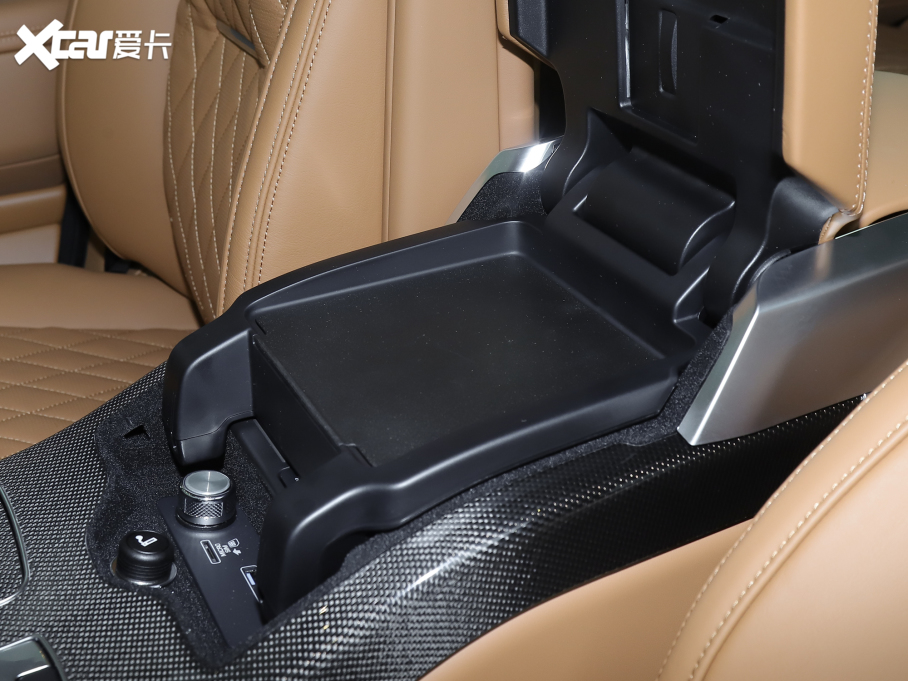 2022��� 5.0 SC V8 565PS SVA�p���ذ�