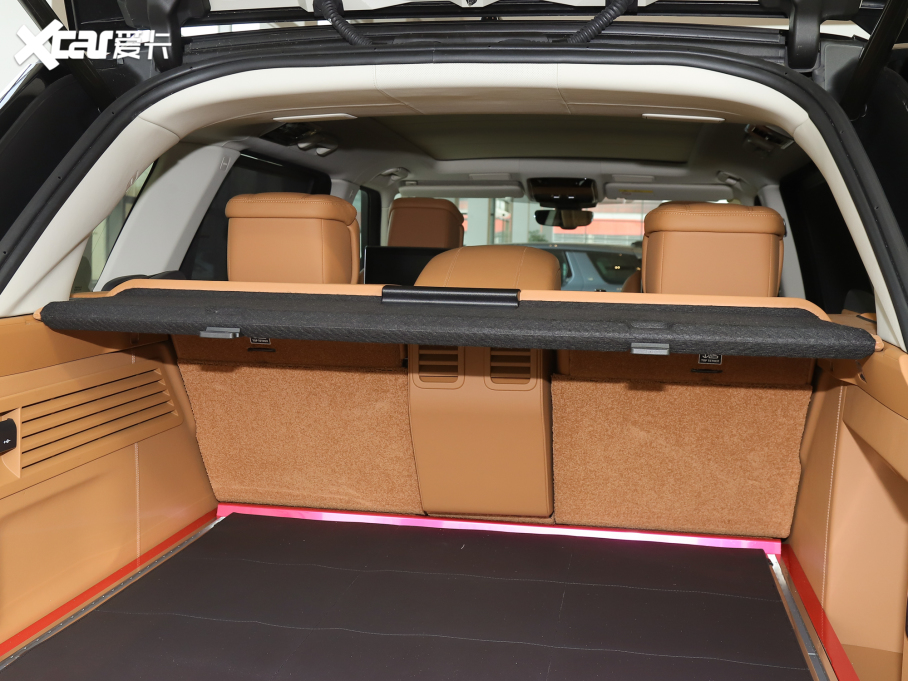 2022��� 5.0 SC V8 565PS SVA�p���ذ�