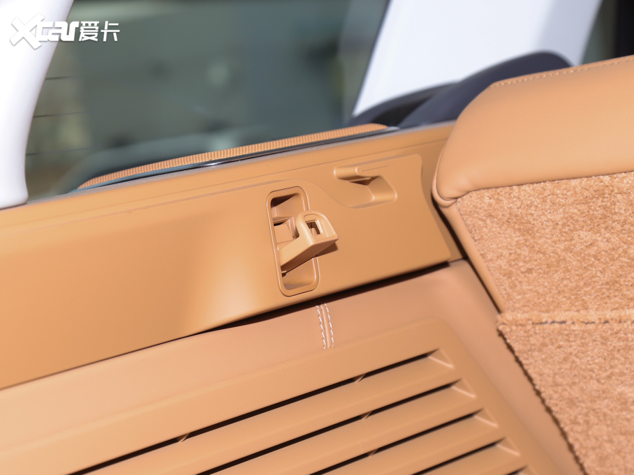 2022 5.0 SC V8 565PS SVApذ