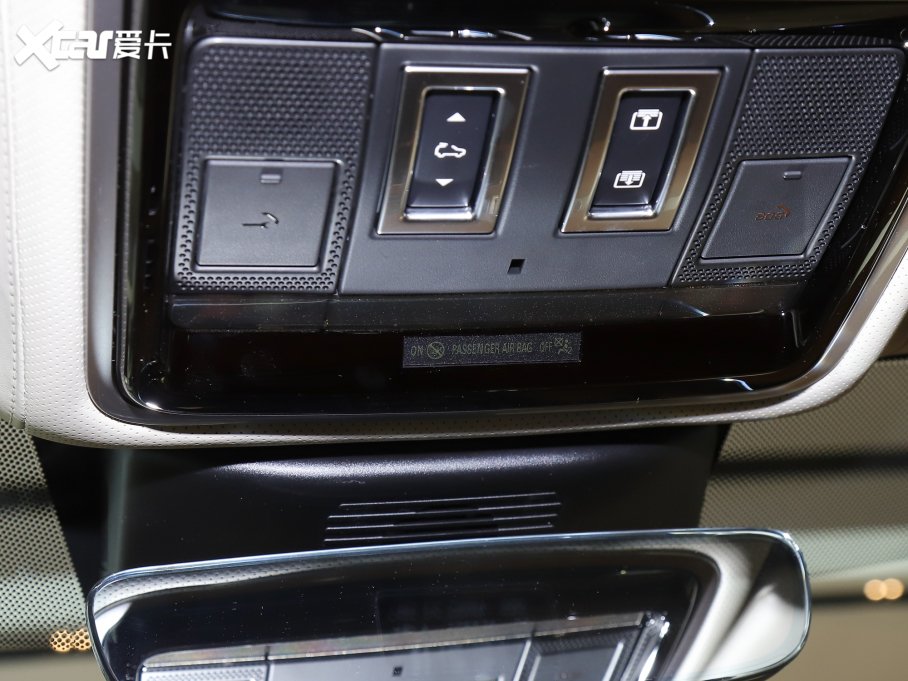 2022 5.0 SC V8 565PS SVApذ