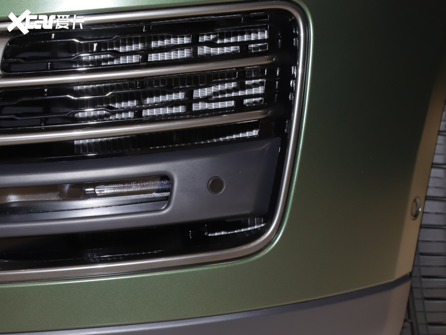 2022 5.0 SC V8 565PS SVAҫӵذ