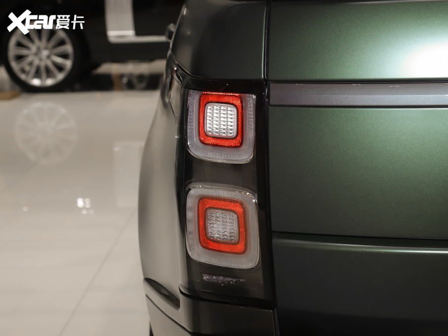 2022 5.0 SC V8 565PS SVAҫӵذ