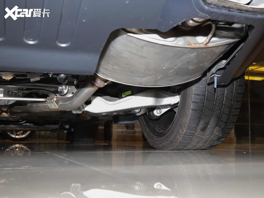 2022 5.0 SC V8 565PS SVAҫӵذ