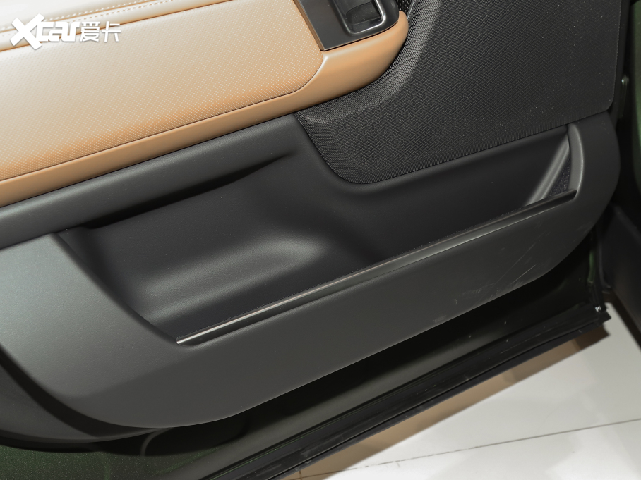 2022��� 5.0 SC V8 565PS SVAҫ�ӵ�ذ�