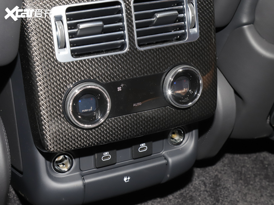 2022 5.0 SC V8 565PS SVAҫӵذ