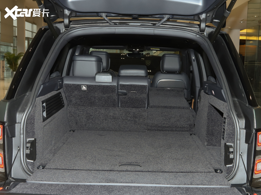 2022��� 5.0 SC V8 565PS SVAҫ�ӵ�ذ�