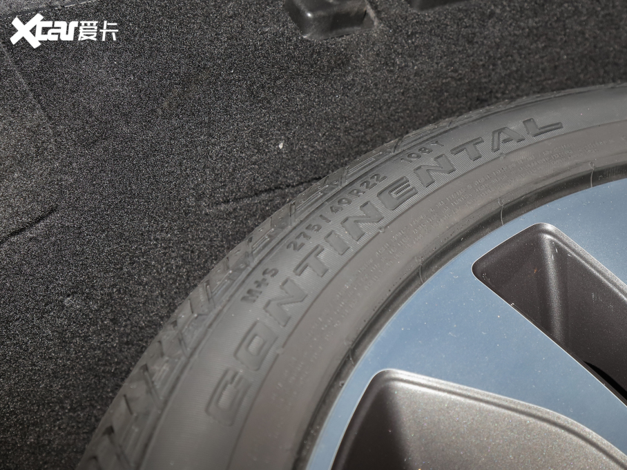 2022 5.0 SC V8 565PS SVAҫӵذ