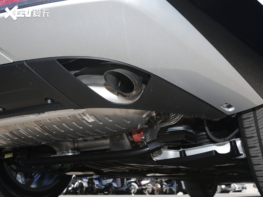 2023��� 3.0 L6 400PS ʢ�����L��