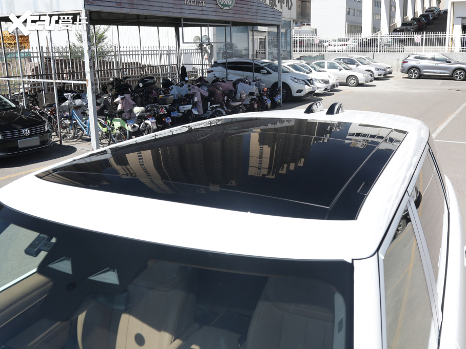 2023��� 3.0 L6 400PS ʢ�����L��