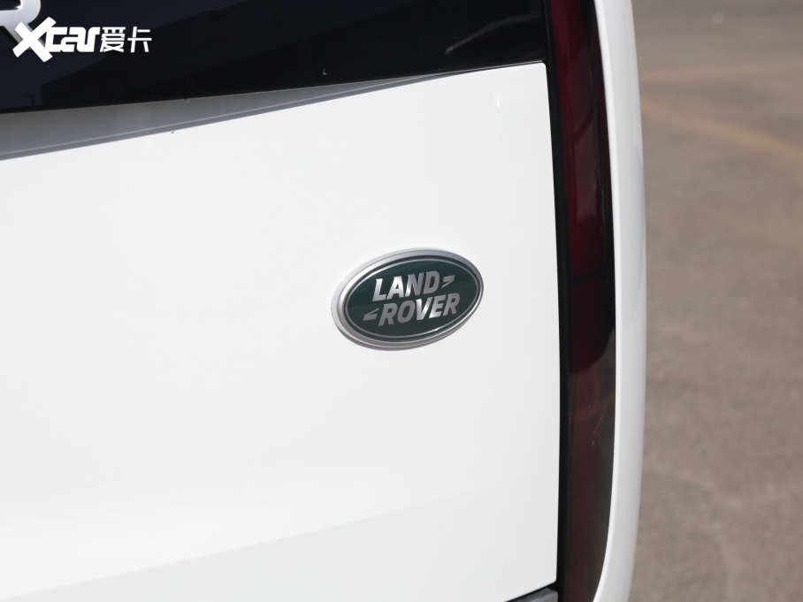 2023��� 3.0 L6 400PS ʢ�����L��