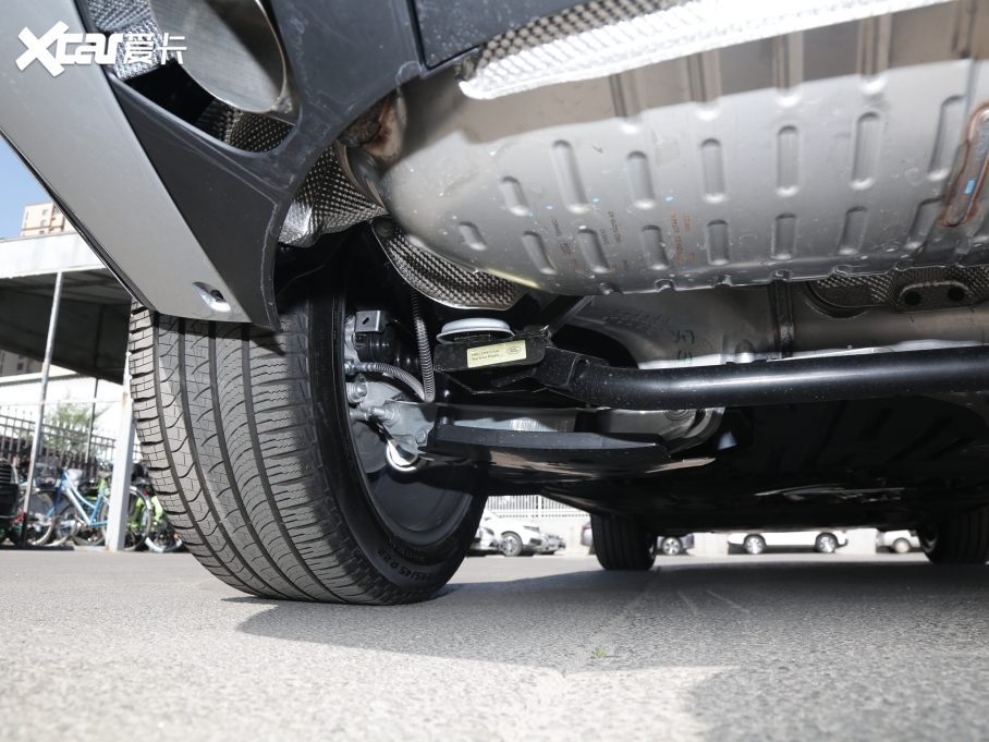 2023��� 3.0 L6 400PS ʢ�����L��