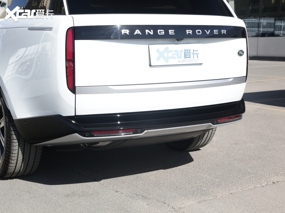 2023��� 3.0 L6 400PS ʢ�����L��