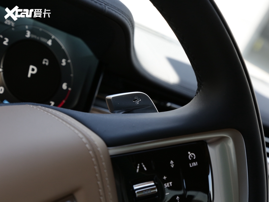 2023��� 3.0 L6 400PS ʢ�����L��