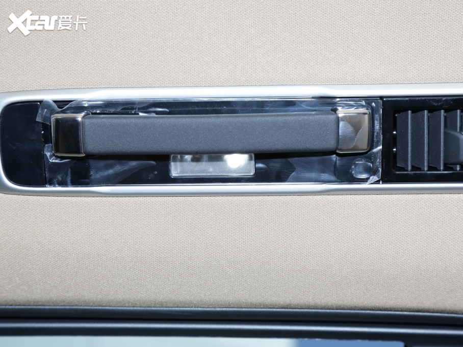 2023��� 3.0 L6 400PS ʢ�����L��