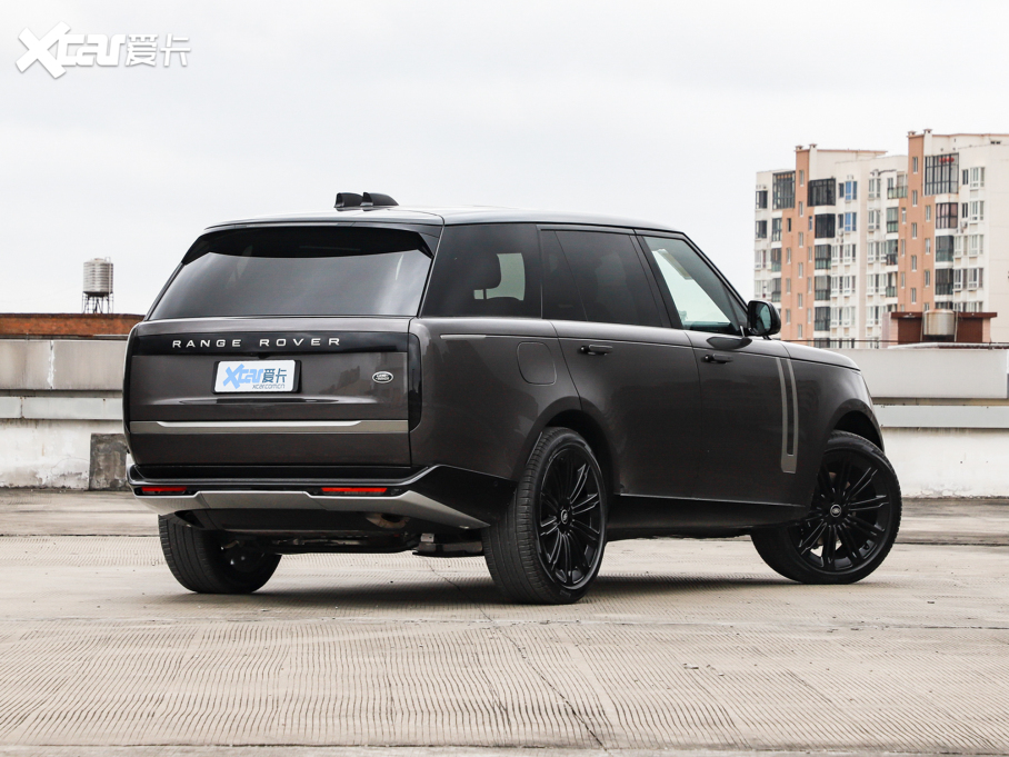 2023 3.0 L6 400PS ʢL