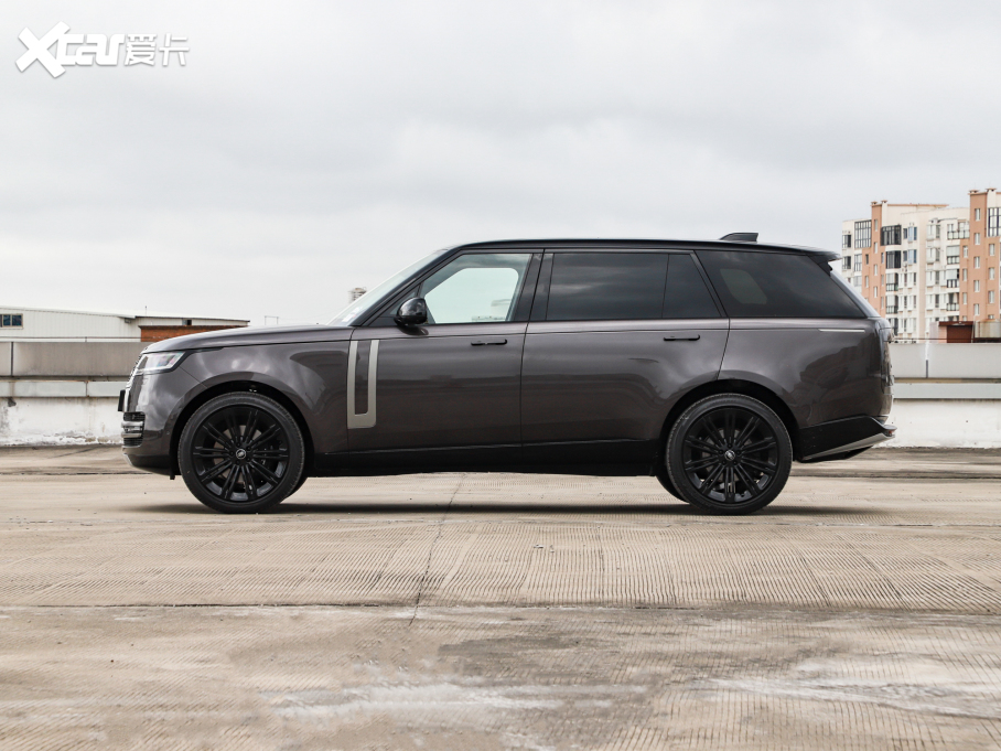 2023 3.0 L6 400PS ʢL