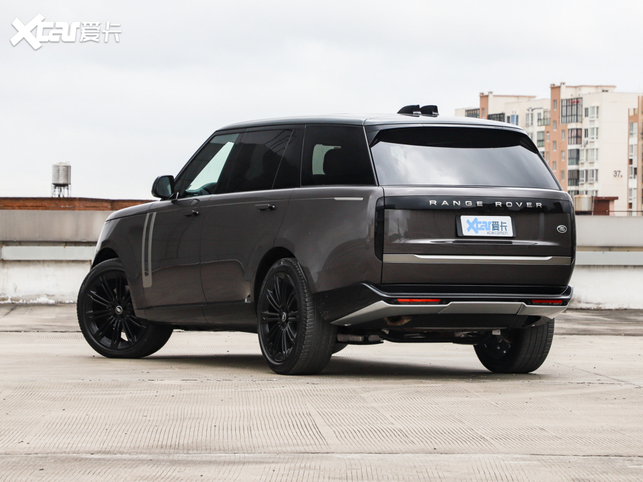 2023 3.0 L6 400PS ʢL