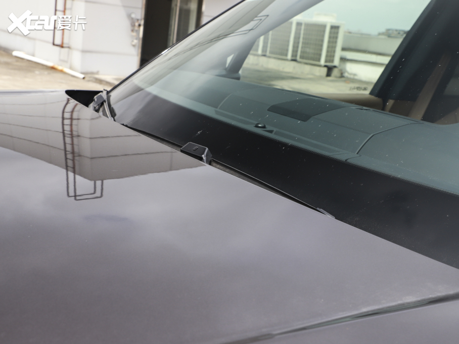 2023 3.0 L6 400PS ʢL