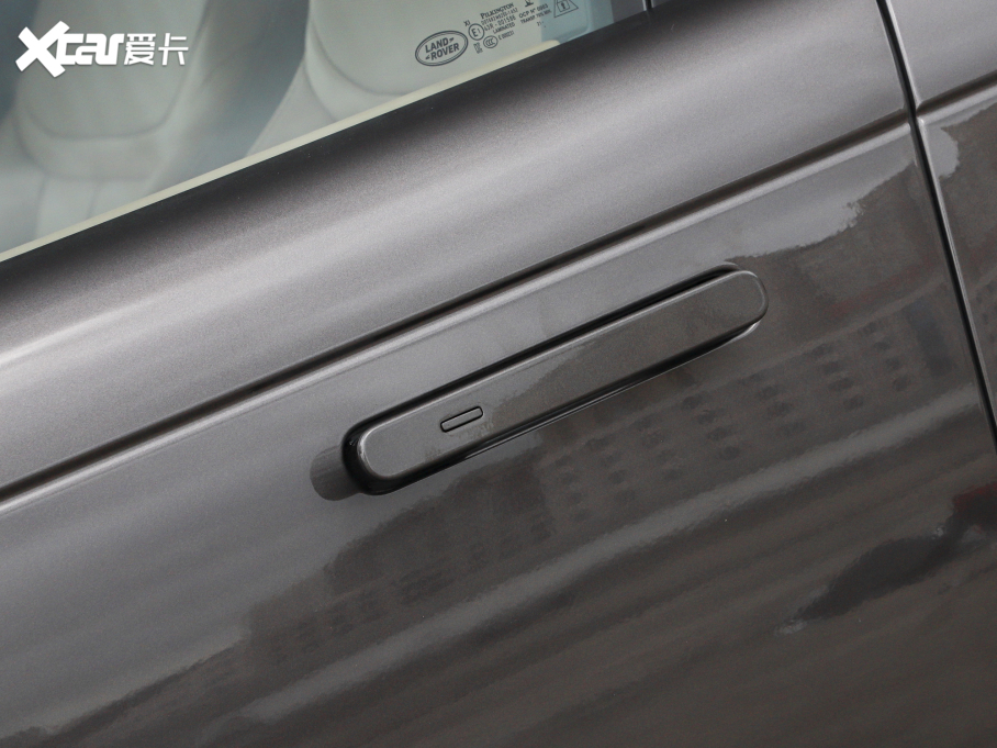 2023 3.0 L6 400PS ʢL